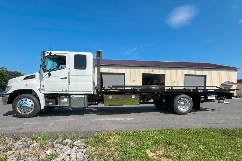 2025 HINO L6 EXT CAB 4X2 JERR-DAN CARRIER 22SRR6T-W-LP