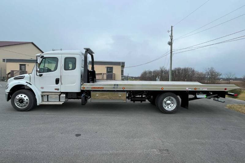 2025 FREIGHTLINER M2 106 PLUS 4X2 EXT CAB JERR-DAN CARRIER 22NGAF6T-W-LP