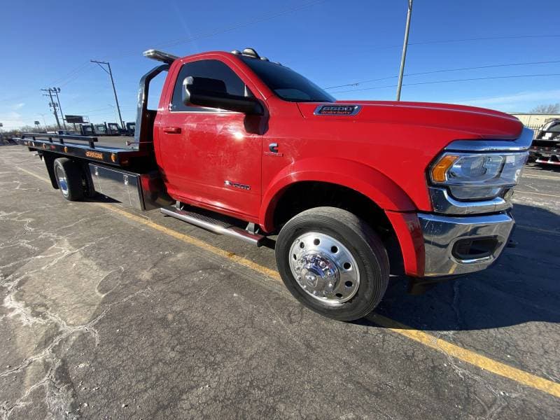 2022 Ram 5500 Reg Cab 4x2 SLT Diesel Red Jerr-Dan 20SRR6T-W-LP